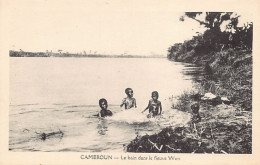 Delcampe - Cameroun - Enfants Se Baignant Dans Le Fleuve Wuri - Ed. Société Des Missions Évangéliques - Camerún