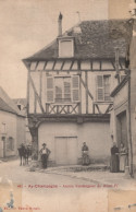 Delcampe - Suisse Champagne Ancien Vendangeoir De Henri IV *YBT949 - Ay En Champagne